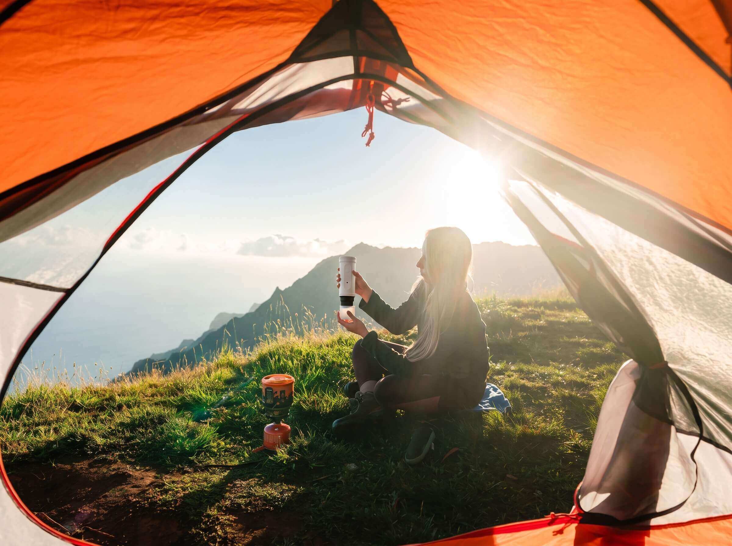 Best Portable Coffee Maker for Camping: A Field Guide for Real Coffee Lovers - YomiNobo